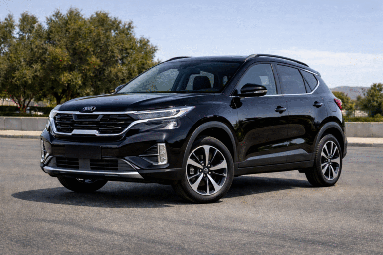 Sleek black Kia Seltos outdoors